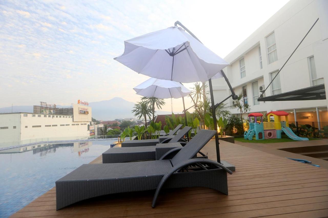 Luminor Hotel Purwokerto Exterior foto