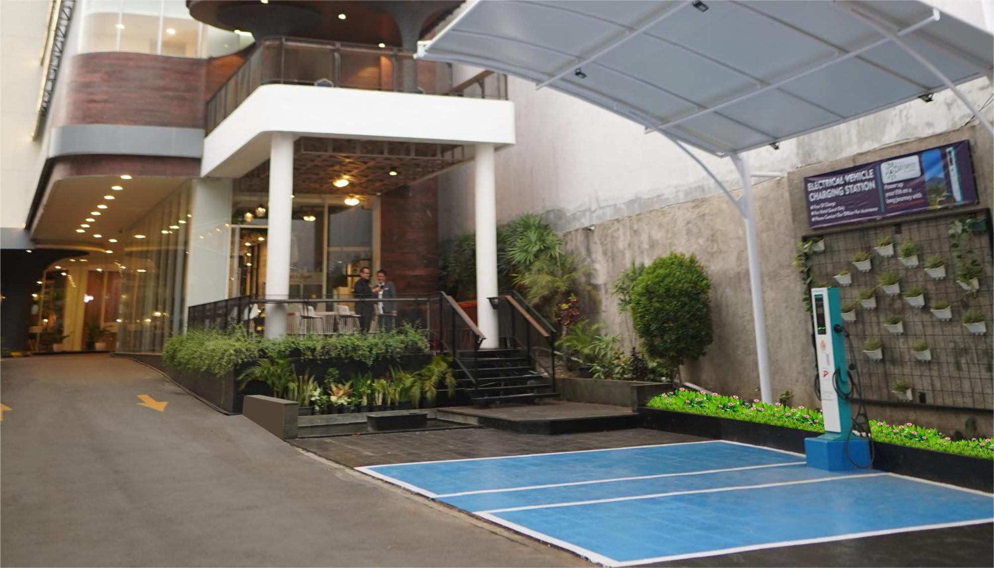 Luminor Hotel Purwokerto Exterior foto